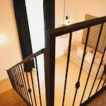 Aviothic Home