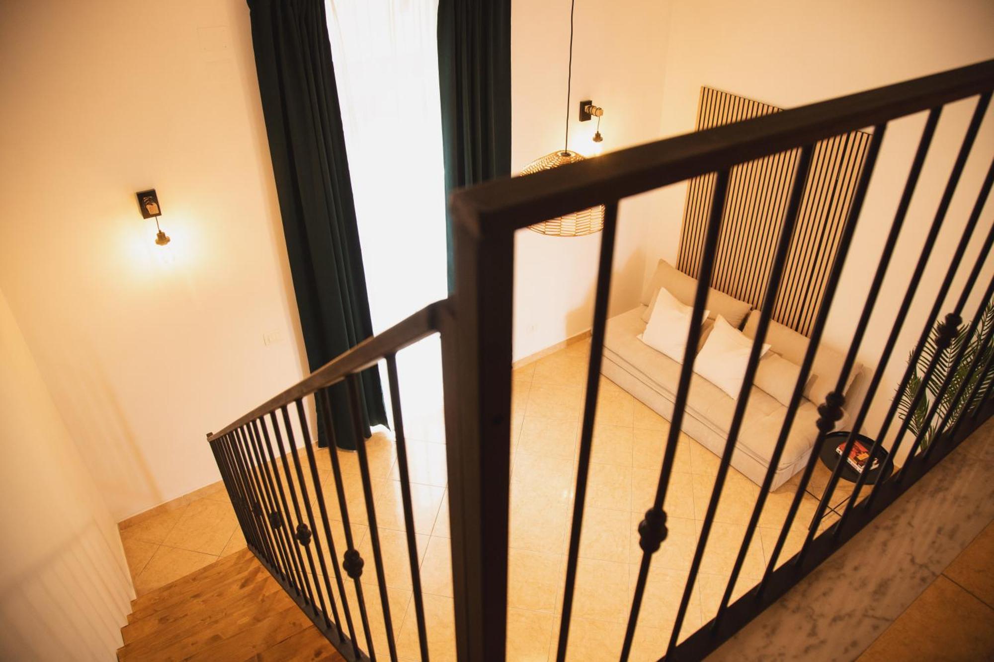 Apartment Aviothic Naples